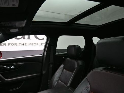 Used 2020 Chevrolet Blazer RS w/ LPO, Floor Liner Package FWD image 11