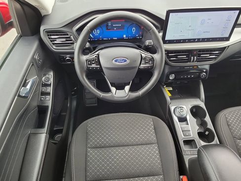 Used 2023 Ford Escape Active w/ Tech Pack #2 AWD/4WD image 14