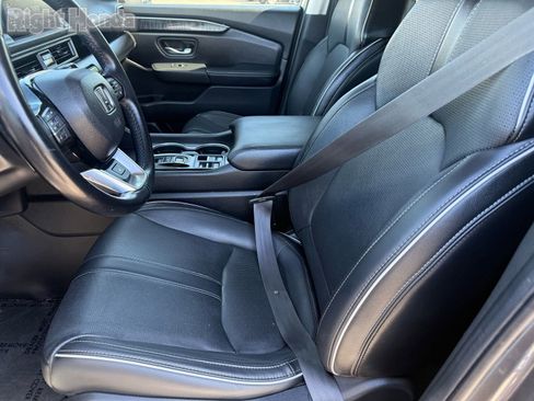 Certified 2024 Honda Pilot Elite image 14