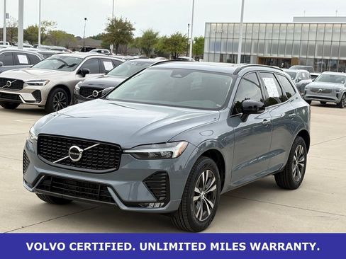 Certified 2024 Volvo XC60 B5 Core image 3