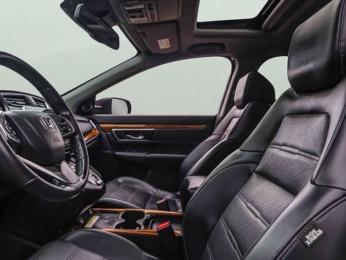 Used 2020 Honda CR-V Touring image 9
