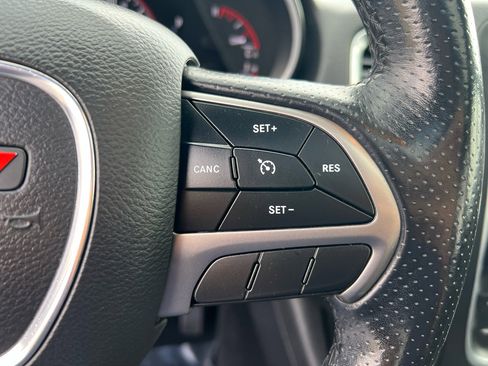 Used 2019 Dodge Durango SXT image 35