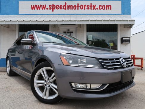 Used 2014 Volkswagen Passat TDI SEL Premium FWD image 2