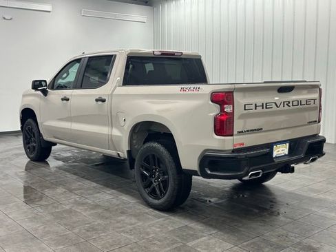 New 2026 Chevrolet Silverado 1500 Custom Trail Boss w/ LPO, Dark Essentials Package AWD/4WD image 3
