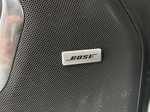 Used 2024 Chevrolet Suburban Premier image 21