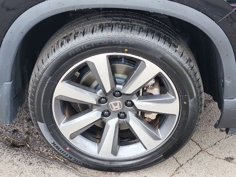Used 2023 Honda Pilot Elite image 8