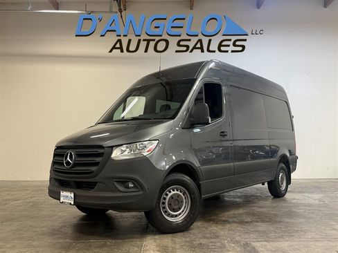 Used 2019 Mercedes-Benz Sprinter 144 image 1