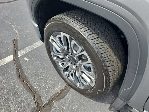Certified 2023 GMC Sierra 1500 Denali Ultimate AWD/4WD image 13