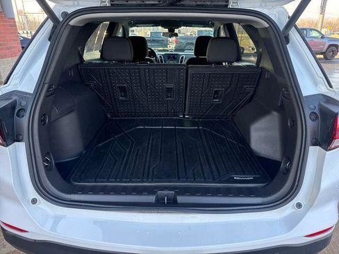 Certified 2024 Chevrolet Equinox LT w/ LPO, Floor Liner Package image 25