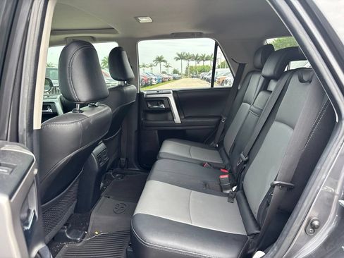 Used 2023 Toyota 4Runner SR5 Premium w/ Moonroof Package RWD image 11
