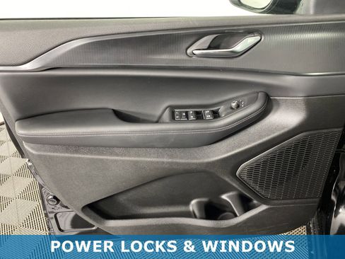 New 2025 Jeep Grand Cherokee L Laredo w/ Luxury Tech Group I image 12