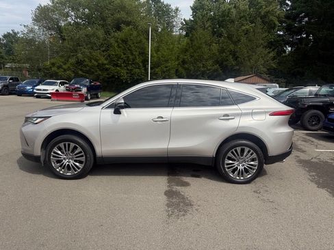 Used 2023 Toyota Venza Limited AWD/4WD image 21