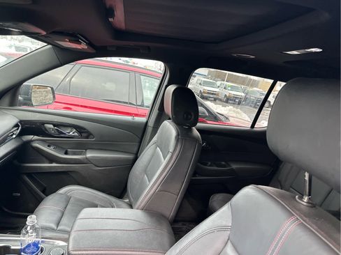Certified 2022 Chevrolet Traverse RS image 8