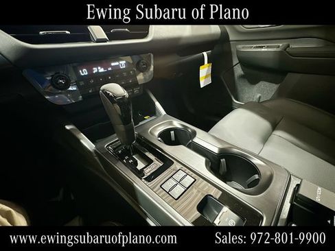 Used 2026 Subaru Outback Touring XT AWD/4WD image 17