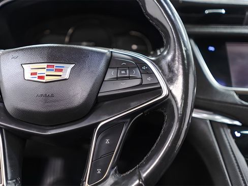 Used 2019 Cadillac XT5 Luxury image 12