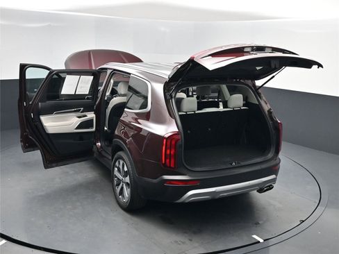 Used 2021 Kia Telluride S image 15