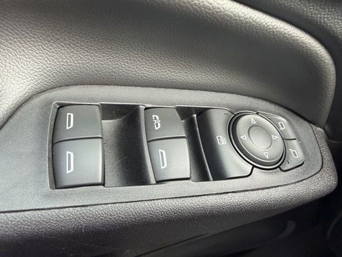 Used 2019 Chevrolet Equinox LT image 30