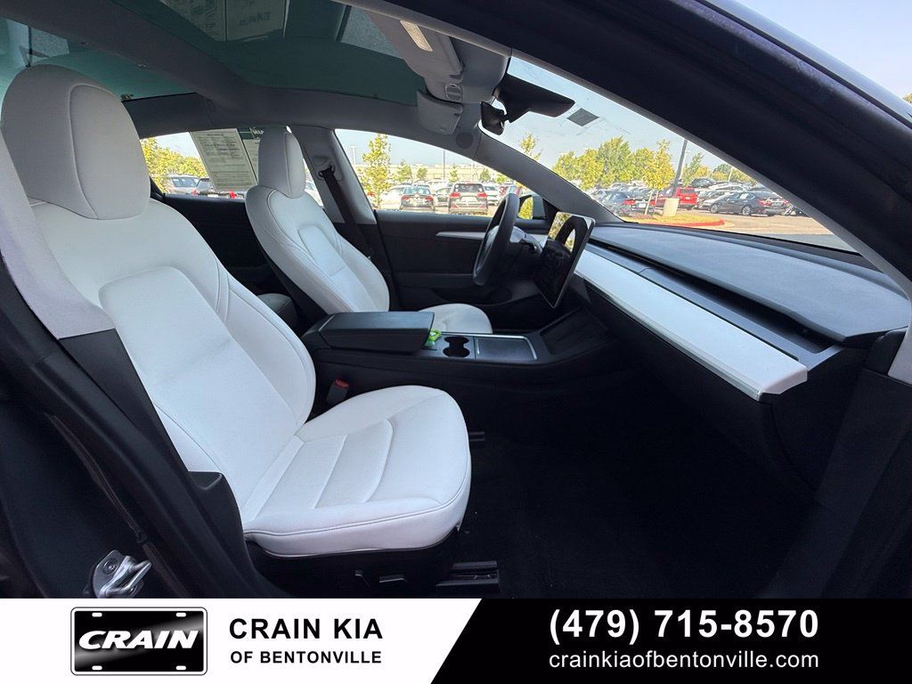 Used 2023 Tesla Model 3 Standard Range RWD image 29
