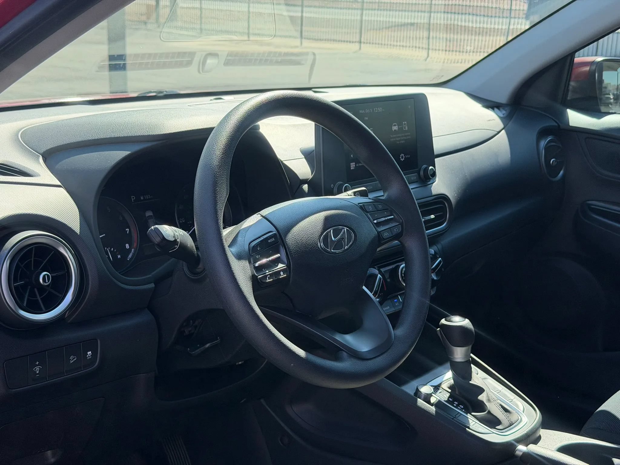 Used 2022 Hyundai Kona SEL FWD image 18