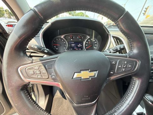 Certified 2021 Chevrolet Equinox LT FWD image 11
