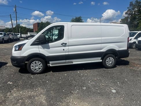 Used 2025 Ford Transit 250 Low Roof w/ Exterior Upgrade Package RWD image 7