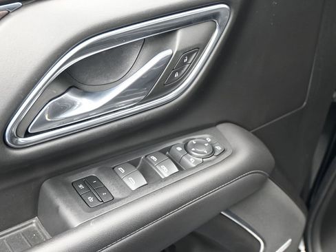 Used 2023 Chevrolet Tahoe Z71 w/ Luxury Package image 17