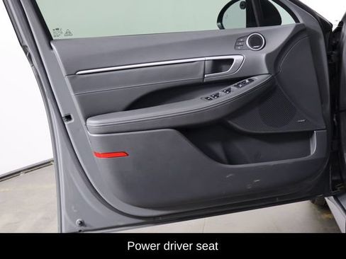 Used 2021 Hyundai Sonata Limited FWD image 11