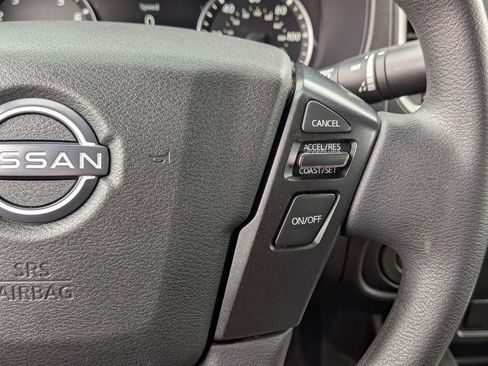 Used 2024 Nissan Frontier SV w/ Tow Package RWD image 22