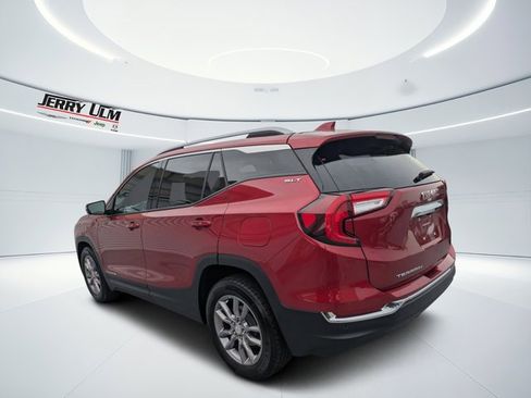 Used 2022 GMC Terrain SLT image 5
