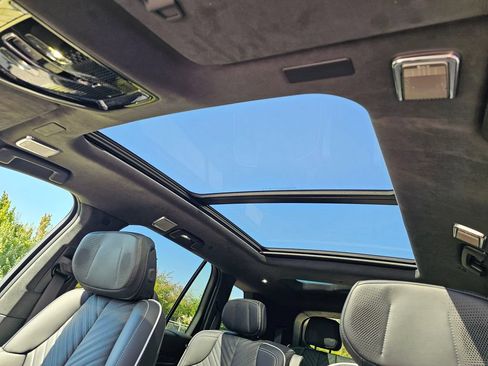 New 2027 Cadillac Vistiq Platinum AWD/4WD image 24