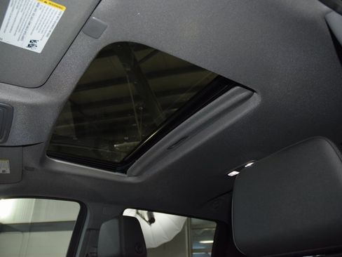 Used 2024 GMC Sierra 1500 SLT w/ SLT Premium Plus Package image 48