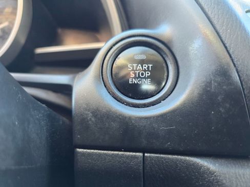 Used 2015 MAZDA MAZDA3 i Sport image 29