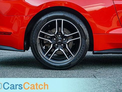 Used 2018 Ford Mustang Premium RWD image 16