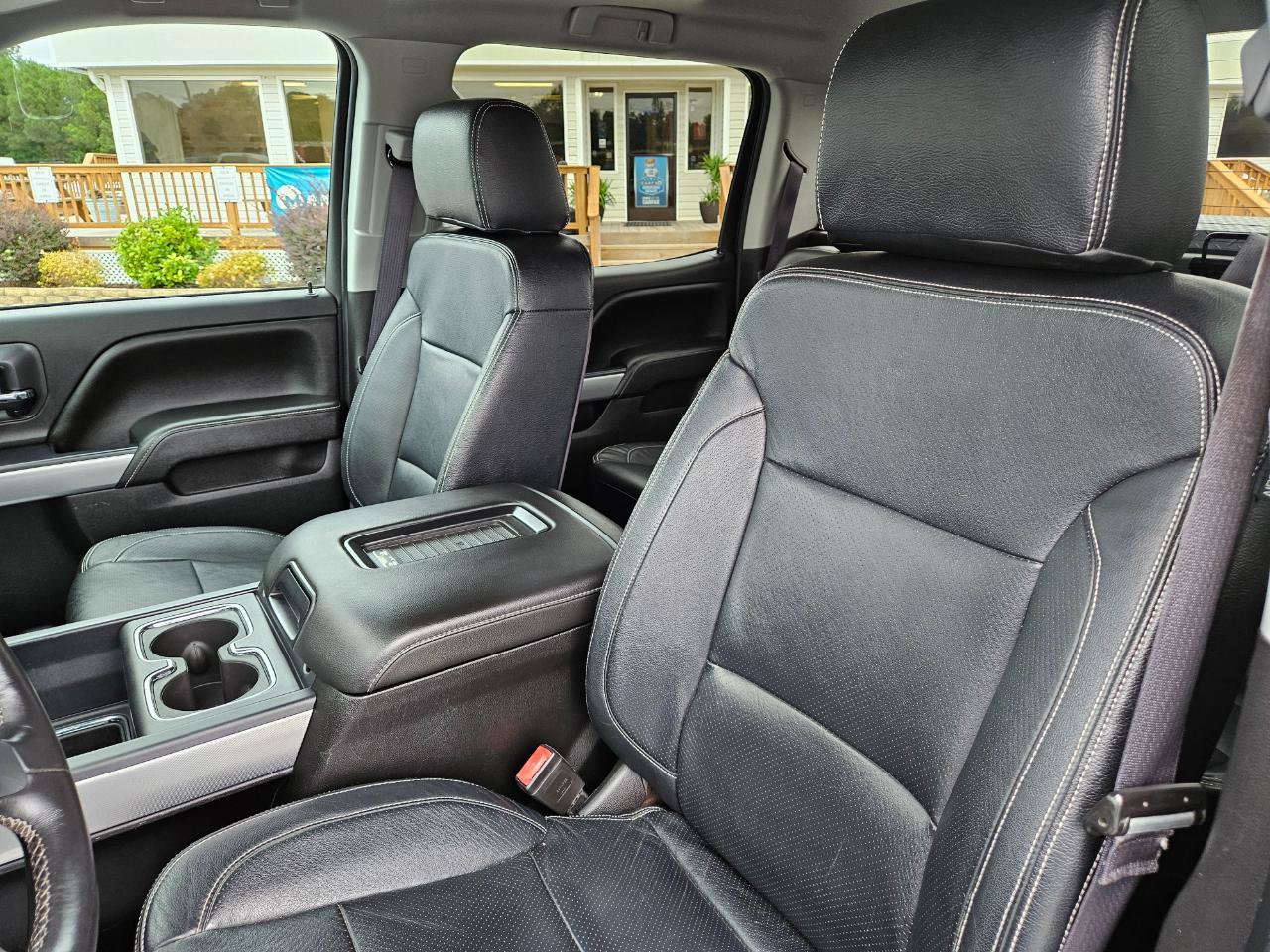 Used 2016 Chevrolet Silverado 2500 LT w/ Midnight Edition AWD/4WD image 15