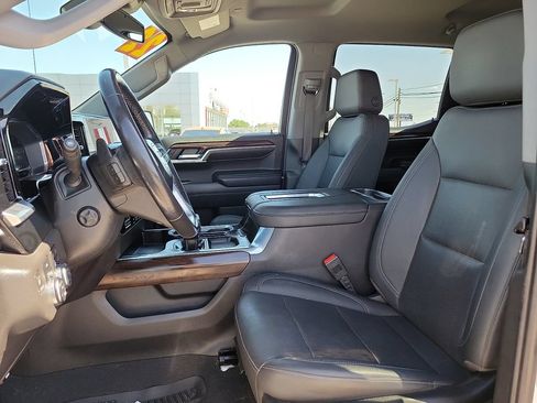 Used 2022 GMC Sierra 1500 SLT AWD/4WD image 19