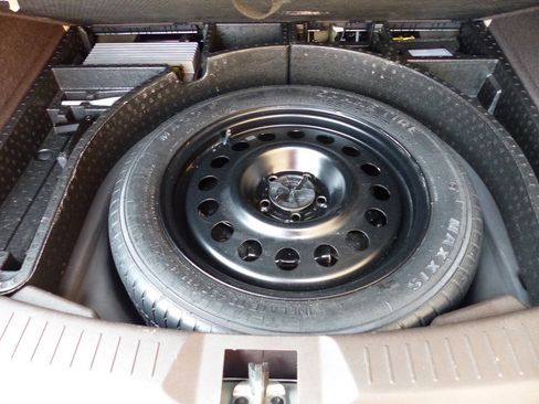 Used 2015 Lincoln MKC Base AWD 4dr SUV w/ Equipment Group 102A Reserve image 44