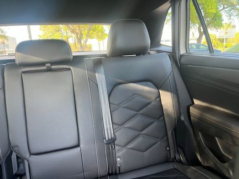 New 2026 Volkswagen Atlas Cross Sport SE FWD image 14