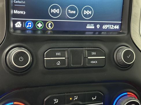 Used 2022 Chevrolet Silverado 2500 LT w/ Convenience Package image 18