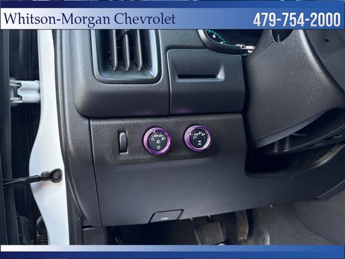 Used 2022 Chevrolet Colorado LT w/ LT Convenience Package AWD/4WD image 16