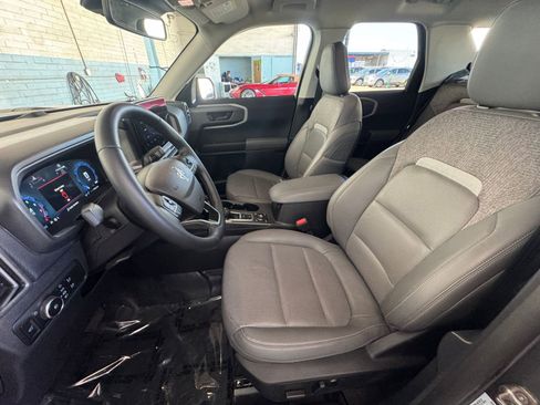 Used 2025 Ford Bronco Sport Badlands image 37