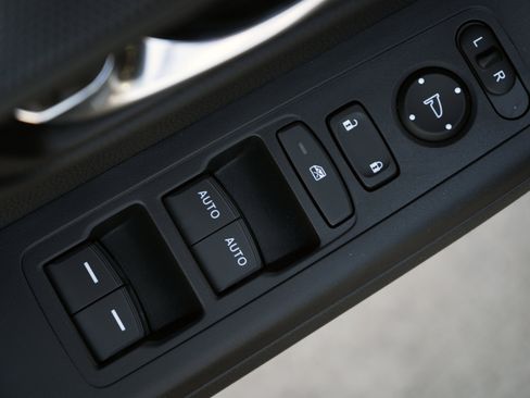 Used 2026 Honda CR-V TrailSport image 39