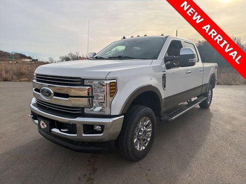 Used 2019 Ford F250 Lariat w/ Chrome Package image 7