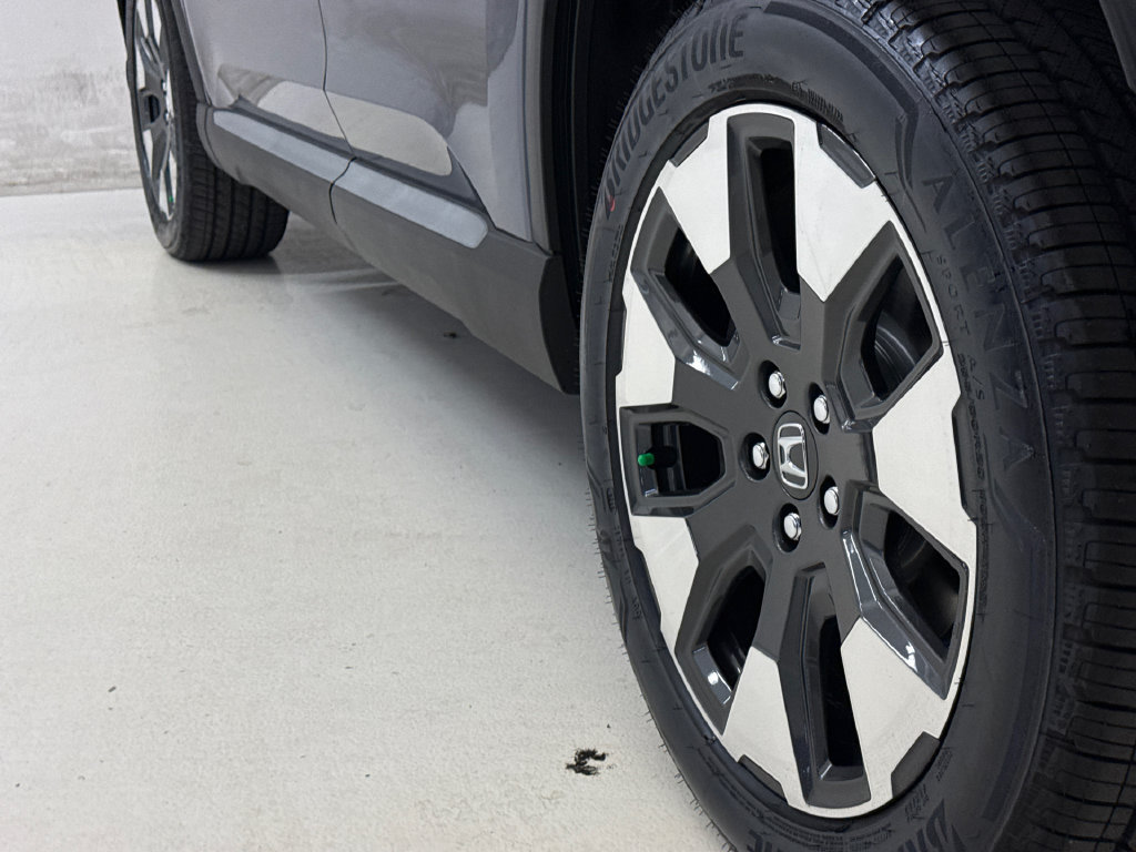 New 2026 Honda Pilot Touring image 10