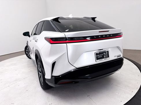Used 2023 Lexus RZ 450e Premium w/ Technology Package AWD/4WD image 7