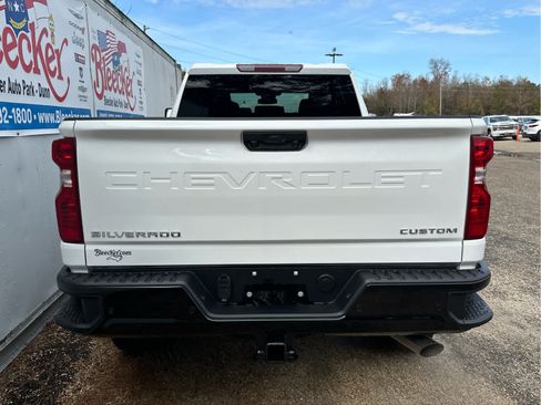 New 2026 Chevrolet Silverado 2500 Custom w/ Custom Value Package AWD/4WD image 4
