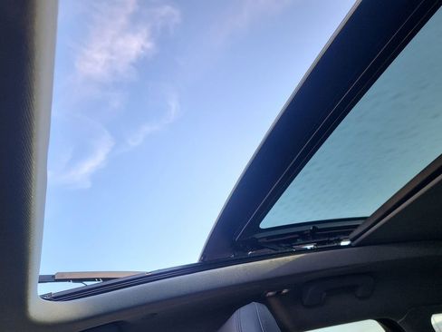 Used 2021 Lincoln Corsair Reserve w/ Equipment Group 201A image 25