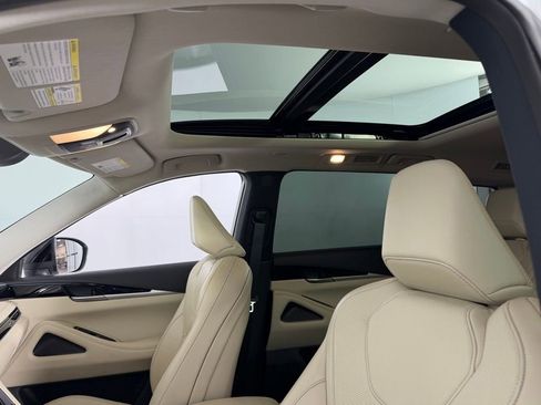 Used 2025 INFINITI QX60 Pure image 24