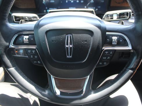 Used 2022 Lincoln Navigator L Black Label AWD/4WD image 36
