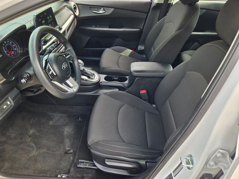 Used 2021 Kia Forte Sedan FWD image 20