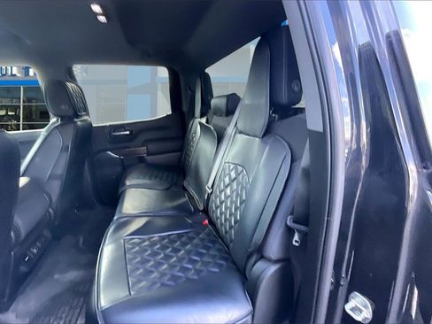 Used 2019 GMC Sierra 1500 SLE w/ SLE Value Package image 23